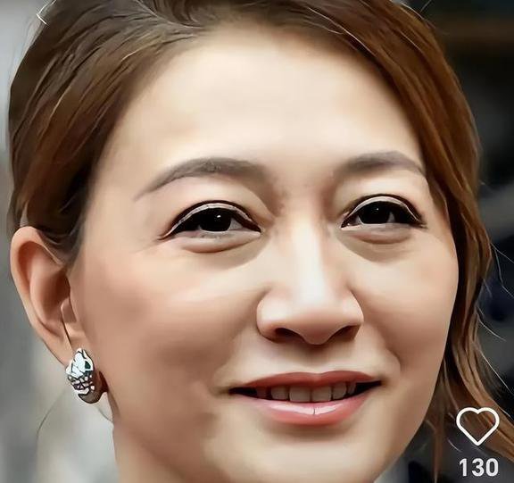 无滤镜大变样，许晴满脸沟壑，海清头发不多，谢霆锋像个小老头