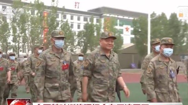 张又侠在军中（看中国合成图）