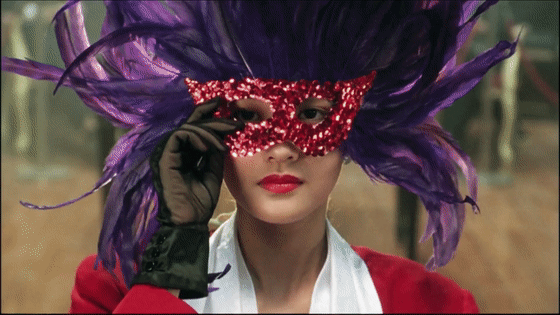 基因也偏心！这些明星的兄弟姐妹 根本不像同一个妈生的